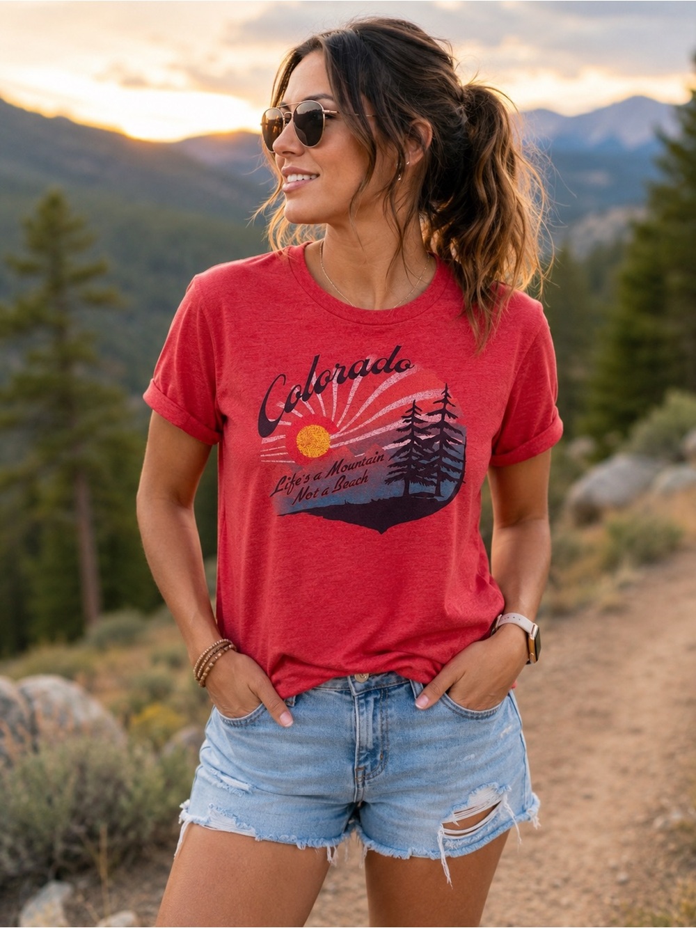 Colorado Life’s a Mountain Not a Beach Tee NWT Women’s M Retro Graphic Hiking